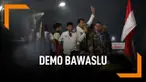Dua tokoh BPN Prabowo-Sandiaga, Fadli Zon dan Neno Warisman datang ke demonstrasi di depan gedung Bawaslu.