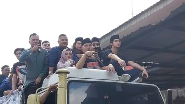 Ahmad Dhani Bebas