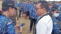 Potongan video Penjabat Bupati Kupang Alexon Lumba marah-marah kepada dua orang Pegawai Pemerintah dengan Perjanjian Kerja (PPPK) Kabupaten Kupang. (Liputan6.com/ Dok Ist)