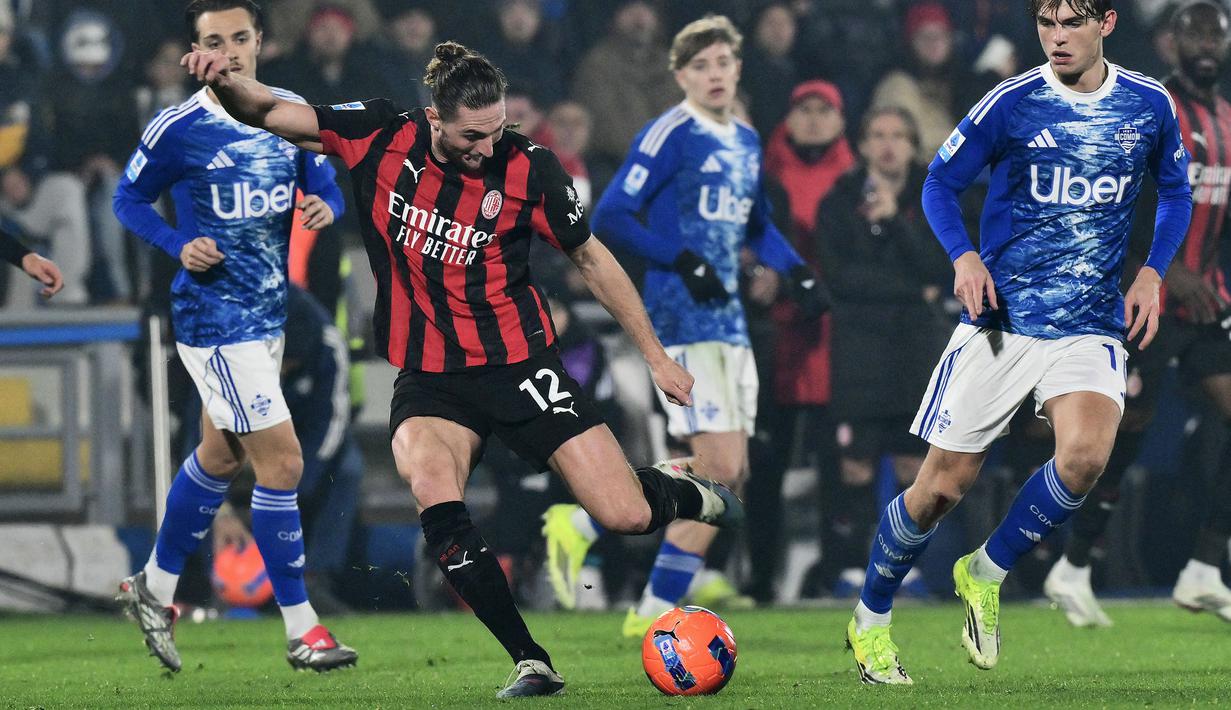 Adrien Rabiot kembali mencatatkan namanya di papan skor setelah berhasil membobol gawang Como melalui sepakan terukur dari luar kotak penalti. (AFP/Stefano Rellandini)