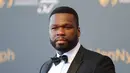 50 Cent dibesarkan oleh ibunya yang ternyata adalah seorang lesbian dan pecandu kokain. Ibunya sendiri meninggal saat usianya 8 tahun. (VALERY HACHE / AFP)