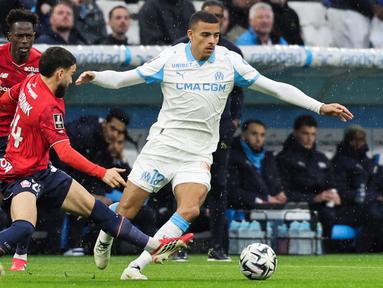 Calvin Verdonk menjalani akhir pekan ini dengan menjadi starter saat Lille bertandang ke markas Marseille dalam laga pekan ke-27 Ligue 1 2025/2026 di Stade Velodrome, Minggu (22//3/2026) malam WIB. (AFP/Pascal Pochard-Casabianca)