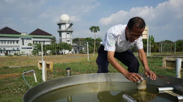 Suhu Dingin Terasa di Jawa dan Gelombang Panas Landa Kawasan Eropa, Ini Penjelasannya