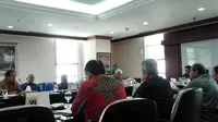 Dewan Etik MK berembuk mencari pengganti A Malik Madani. (Ahmad Romadoni/Liputan6.com)