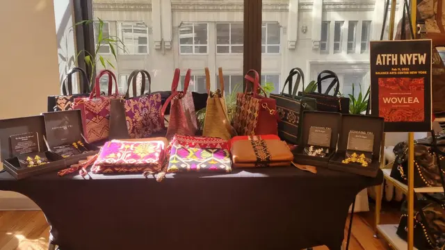 Koleksi Wovlea Bags Indonesia di ajang ATFH NYFW 2023
