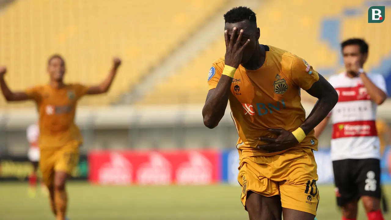 striker Bhayangkara FC, Ezhechiel N'Douassel