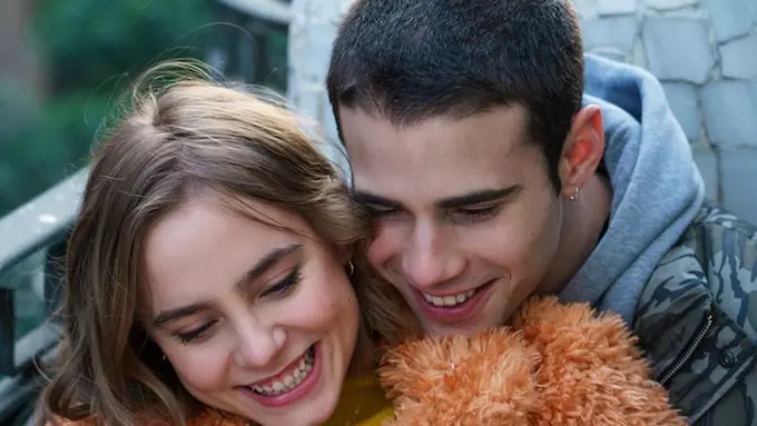 Potongan scene film "Through My Window Looking at You" yang tayang di Netflix. [Foto: Netflix]