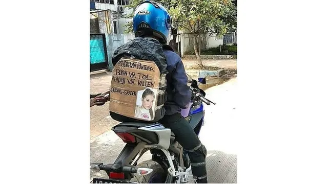 Pesan Unik Pengendara Saat Mudik
