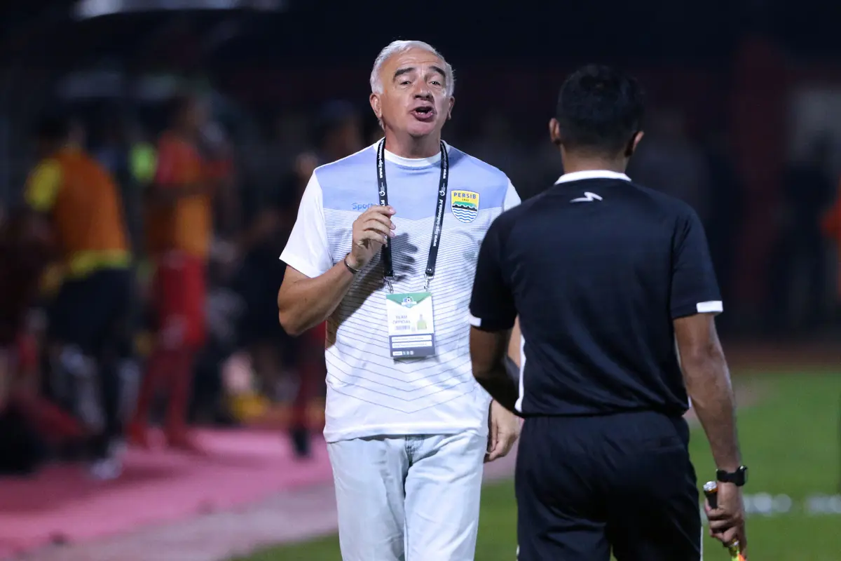 Persija Bungkam Persib