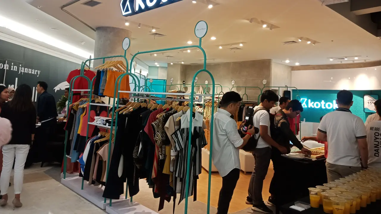 Kotoko, Tempat Berburu Busana Merek Lokal dengan Harga Terjangkau di Plaza Indonesia