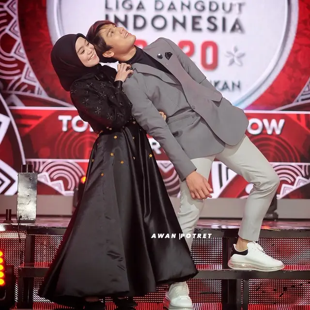 6 Momen Manis Lesty Kejora dan Rizky Billar di Panggung LIDA 2020, Curi Perhatian
