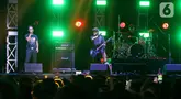 Band rock Jamrud tampil pada gelaran musik The 90's Festival di Gambir Expo Kemayoran, Jakarta Pusat, Sabtu (10/8/2024). (Liputan6.com/Herman Zakharia)