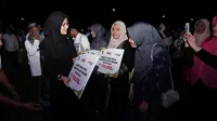 Bupati Ipuk Fiestiandani Serahkan Insentif untuk 14 Ribu Lebih Guru Ngaji di Banyuwangi