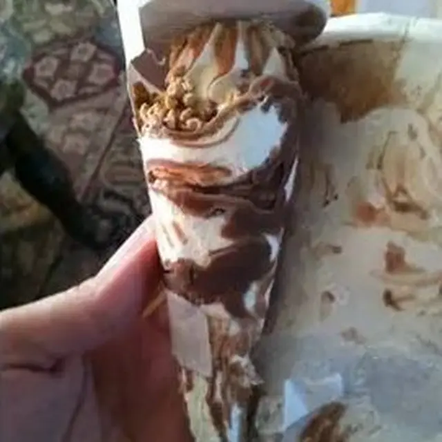 6 Potret Es Krim yang Isinya Tak Sesuai dengan Gambar Ini Bikin Kecewa