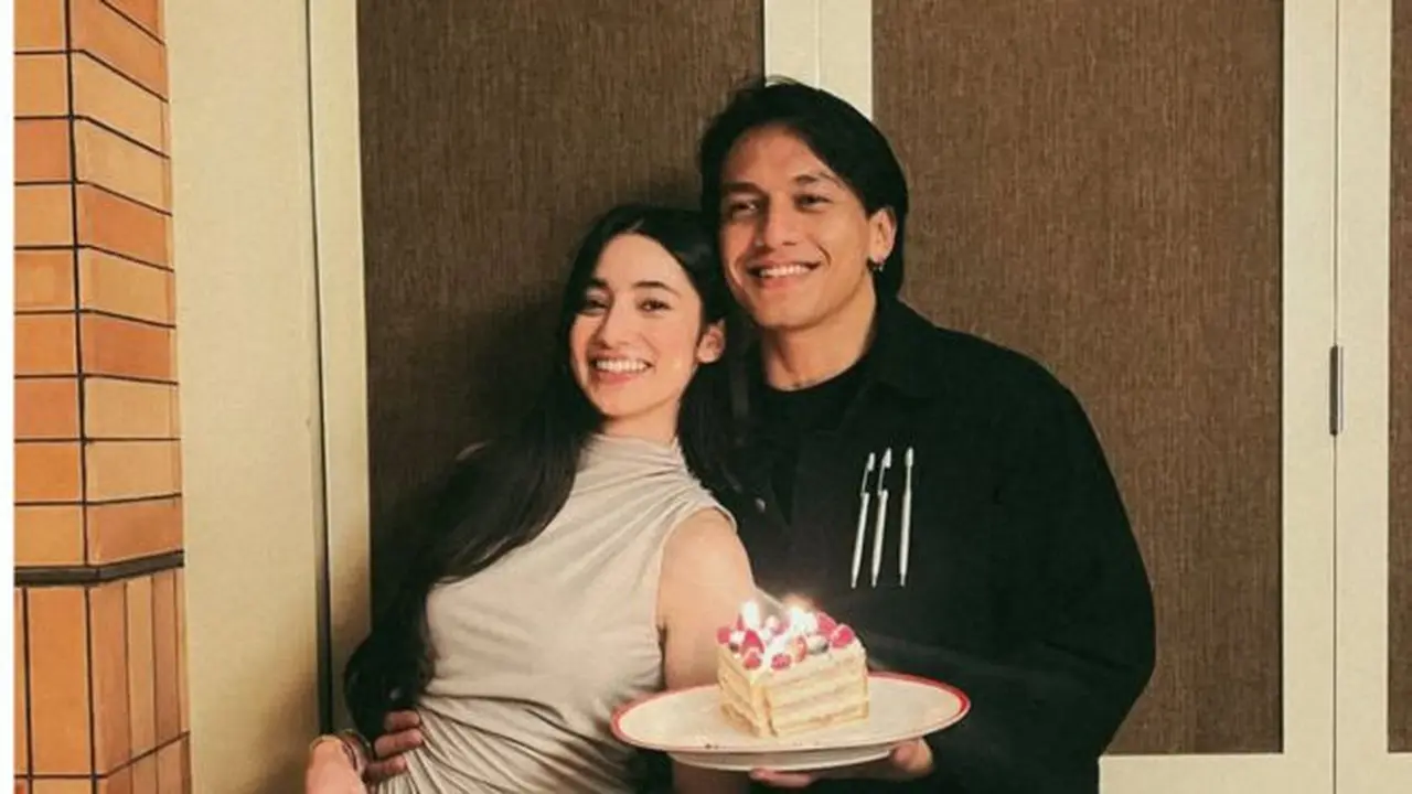 9 Potret Jefri Nichol Rayakan Ultah ke-26, Pamer Momen Bucin dengan Ameera Khan (credit: instagram.com/littlemisskhan).
