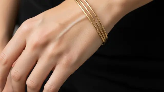 9 Model Gelang Emas Stacking Set 3 Piece, Tampil Memukau di 2026