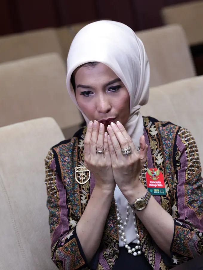 [Bintang] Arzetty Bilbina