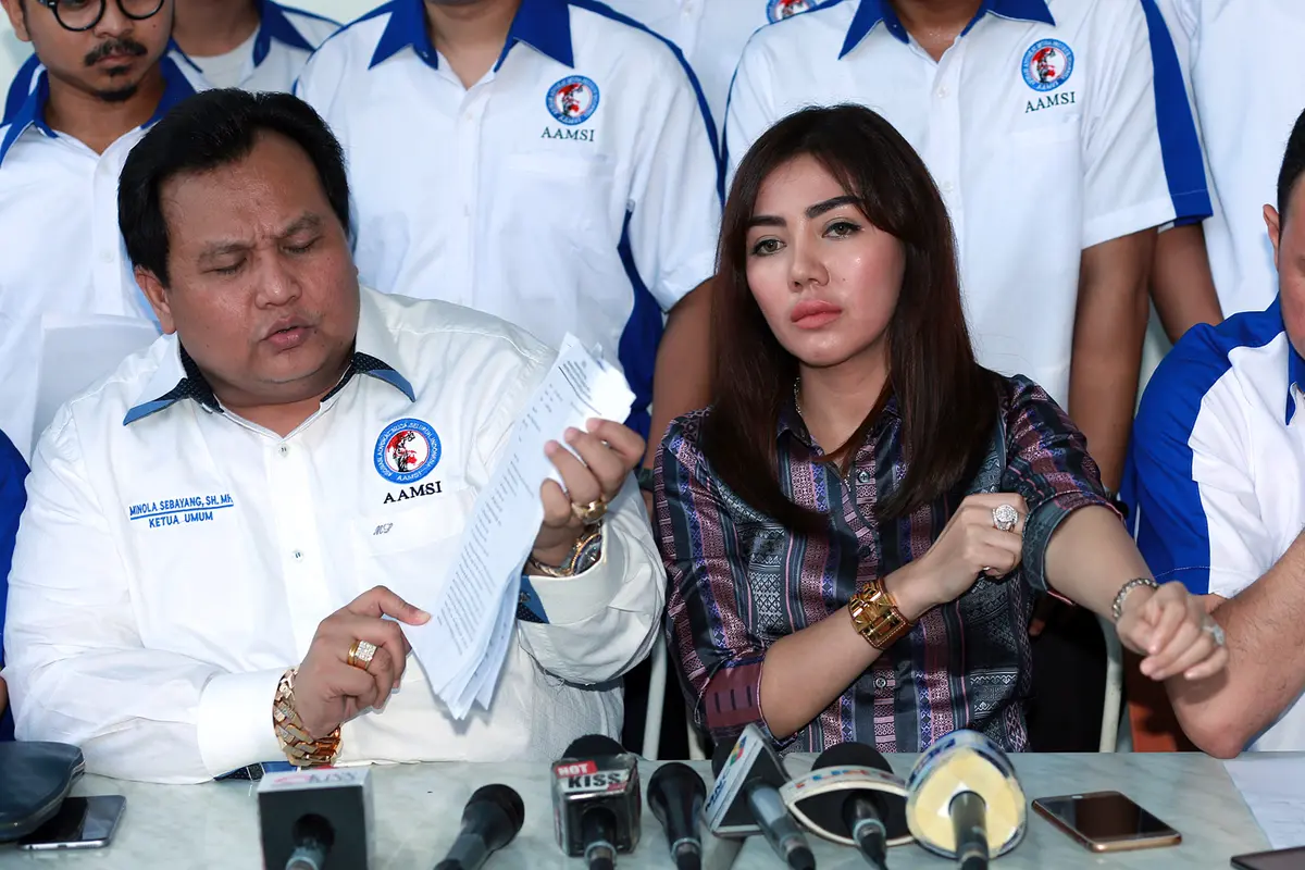 Bella Shofie dan Minola Sebayang