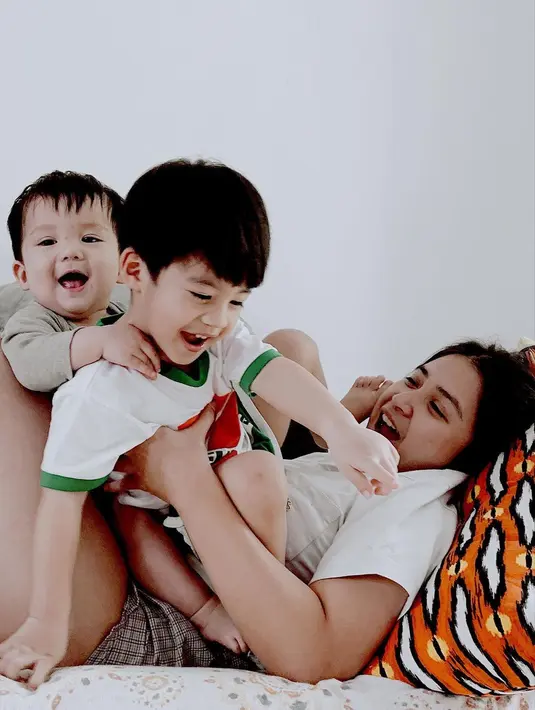 Putri Titian (Instagram/putrititian)