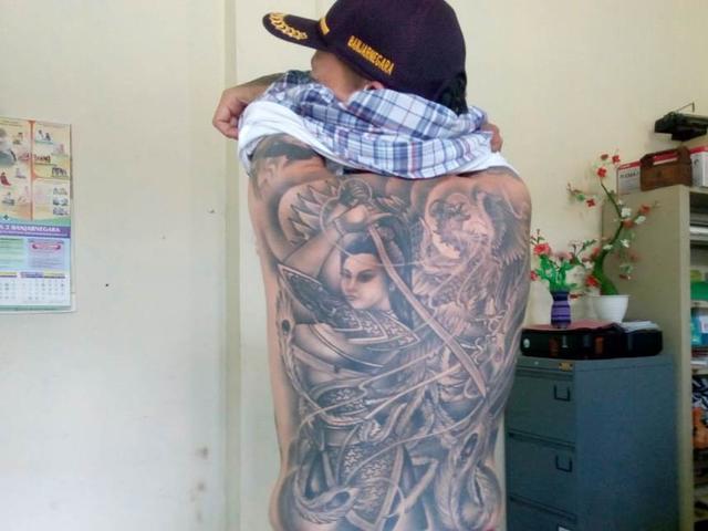 Cerita Di Balik Tato Geisha Di Sekujur Tubuh Kades Di Banjarnegara Regional Liputan6 Com