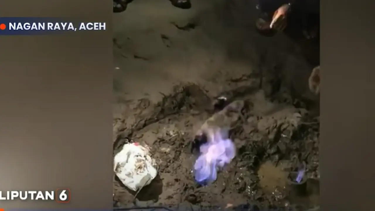 Gelembung gas bermunculan usai banjir di Aceh surut