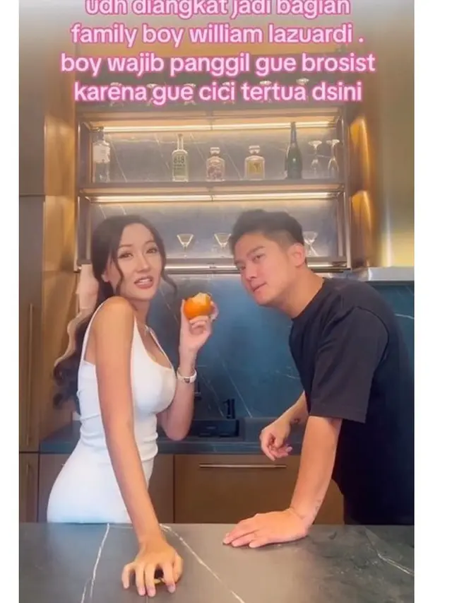 8 Potret Seru Lucinta Luna dengan Keluarga Boy William, Dianggap Saudara Sendiri