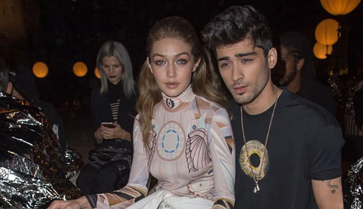 Kemesraan yang sering dipamerkan Zayn Malik dan Gigi Hadid selalu membuat iri para penggemarnya. Meskipun begitu, tidak membuat pasangan ini berhenti melakukannya. (doc.dailymail.com)