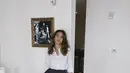 Bukti cantiknya Pevita mampu membuat orang terperanga itu terbukti dari potret yang diunggah di akun instagram pribadinya @pevpearce. Pevita tampil cantik saat berpose di kamar hotel saat berada di New York. (Instagram/pevpearce)