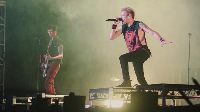 Sum-41 on Tour of The Setting SUM in Yogyakarta, Indonesia. Photo by Denny Marhendri.