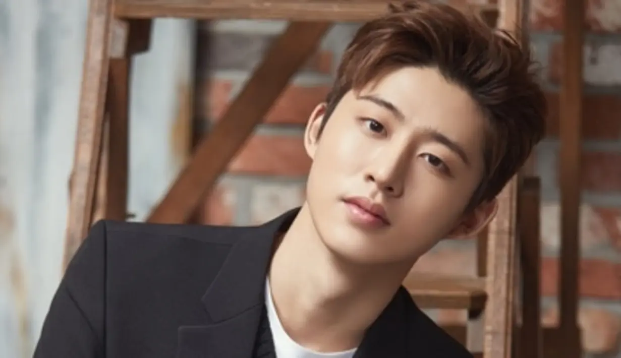 Wajar jika banyak kaum hawa banyak yang kagum dengan B.I iKON. Tidak ada salahnya jika kita membahas fakta-fakta dari B.I. iKON. Apa saja? Berikut Bintang.com merangkumkan khusus untuk Anda. (Foto: Soompi.com)