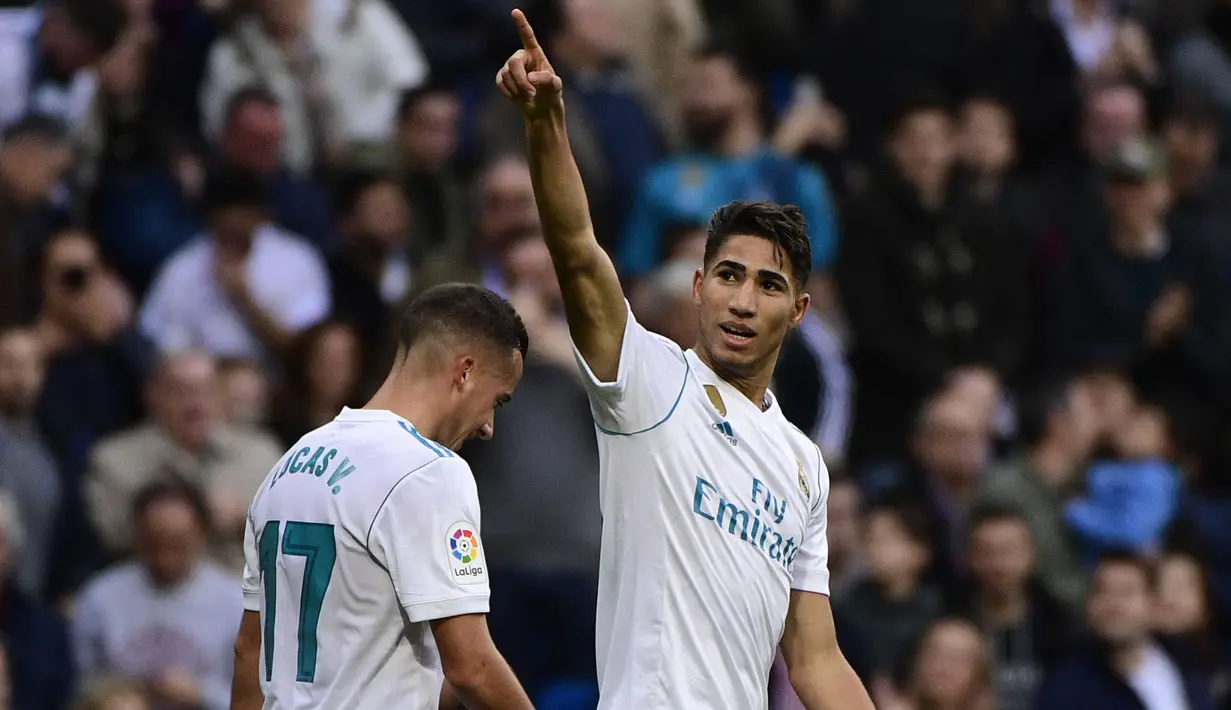Selain Ramos, PSG juga datangkan Achraf Hakimi dari Inter Milan pada bursa transfer musim 2021/2022. Sebelum bermain di Inter Milan, Hakimi adalah pemain jebolan akademi Real Madrid. Ia tercatat pernah bermain sebanyak 17 kali dengan dua gol dan satu assist. (Foto: AFP/Pierre-Philippe Marcou)