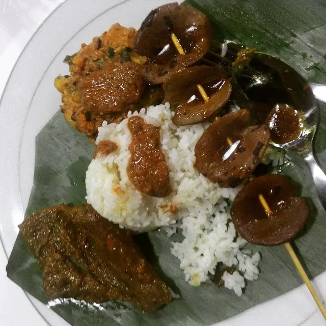 Kuliner Malam Bogor Nasi Uduk Bansus