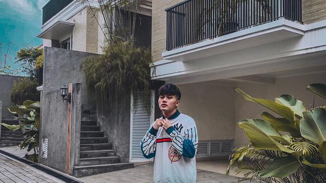 Bergaya Minimalis Ini 7 Potret Rumah Rizky Febian Yang Berhantu Hot Liputan6 Com