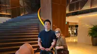 Penuh Kehangatan, Momen Syahrini dan Reyno Barack Kompak saat Momong Anak di Singapura
