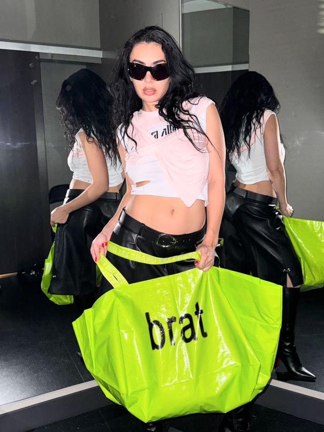 Charli XCX (Instagram/@charli_xcx)