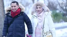 Pengacara penyedia jasa handling umrah yang bekerjasama dengan PT First Travel, ungkap gaya hidup mewah suami istri pemilik travel tersebut