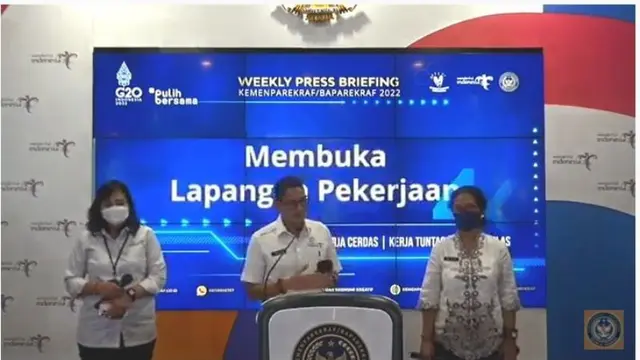 Menparekraf Sandiaga Uno di Weekly Press Briefing