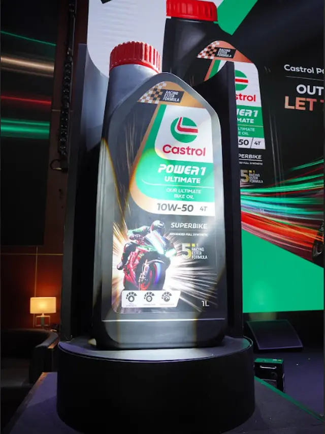 Castrol POWER1 ULTIMATE SUPERBIKE menghadirkan 5 keunggulan utama: akselerasi, perlindungan mesin, performa tahan lama, kenyamanan berkendara, dan pendinginan optimal (Castrol)