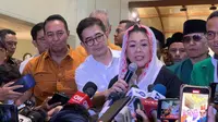 Ketua Barisan Kader (Barikade) Gus Dur Yenny Wahid resmi mendukung paslon Ganjar Prabowo-Mahfud Md. (Liputan6.com/Delvira Hutabarat)
