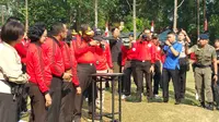 Kepala Lembaga Pendidikan dan Pelatihan Polri Komjen Moechgiyarto membuka kejuaraan menembak pada Hari Jadi ke-69 Polwan (Liputan6.com/ Nanda Perdana Putra)