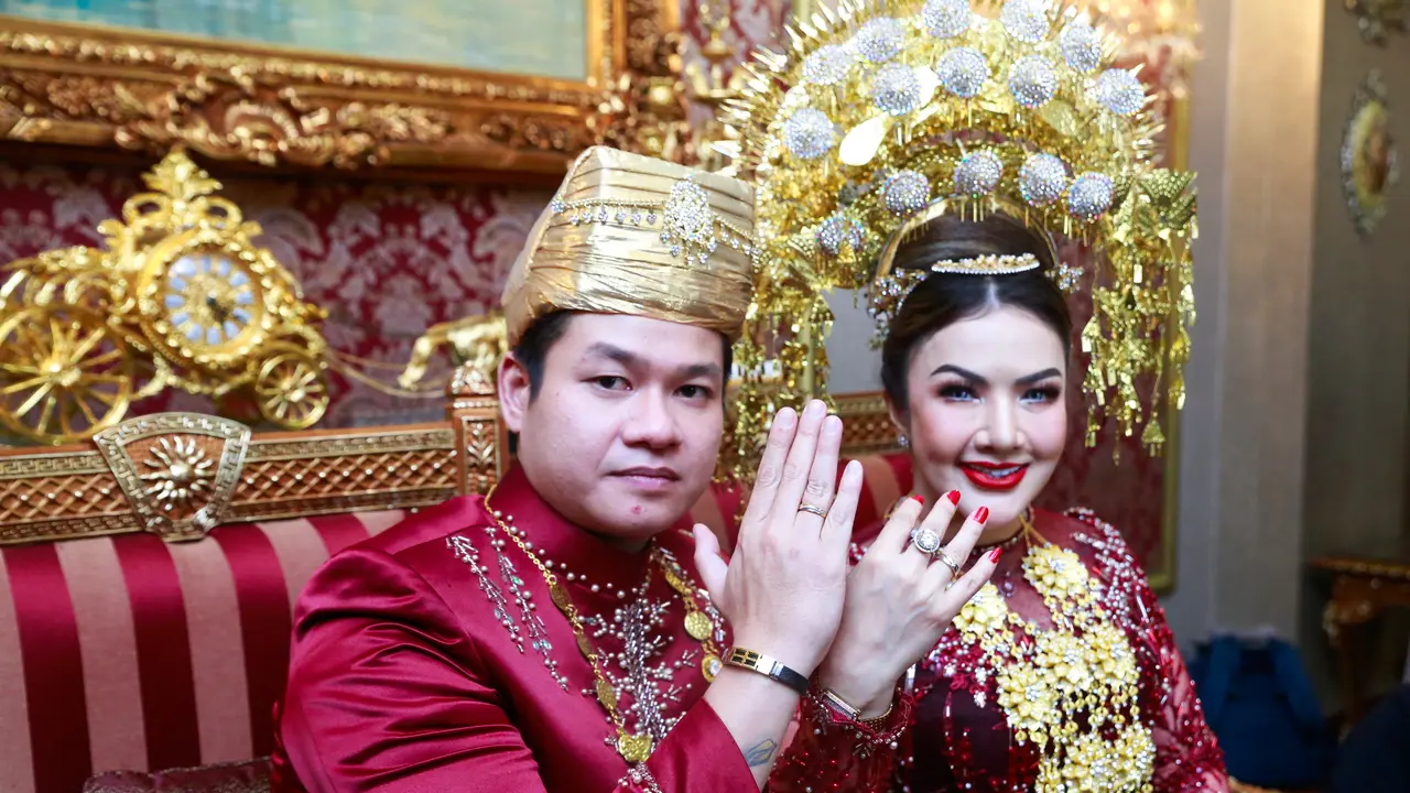 Barbie Kumalasari dan Bagus Saputro