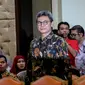 Calon pimpinan KPK Johan Budi saat tiba di Gedung Setneg untuk wawancara dengan pansel KPK, Jakarta, Selasa (25/8/2015). Menurut Johan, narapidana kasus-kasus pelanggaran berat tidak perlu diberi remisi. (Liputan6.com/Faizal Fanani)