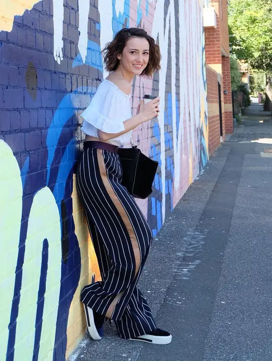 (Instagram/julstelle)