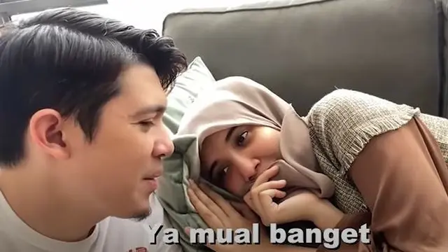 Mulai Rasakan Mual, Ini 6 Momen Zaskia Sungkar Cek USG Pertama Kali
