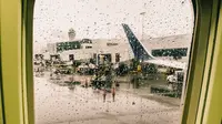 Ilustrasi liburan saat musin hujan. (dok. Unsplash.com/https://unsplash.com/photos/Lqzq-pLhxbM/Adhita Diansyavira)