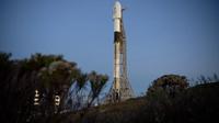 NASA kirim pesawat luar angkasa DART menggunakan roket Falcon 9 (Foto: NASA/ Bill Ingalls).