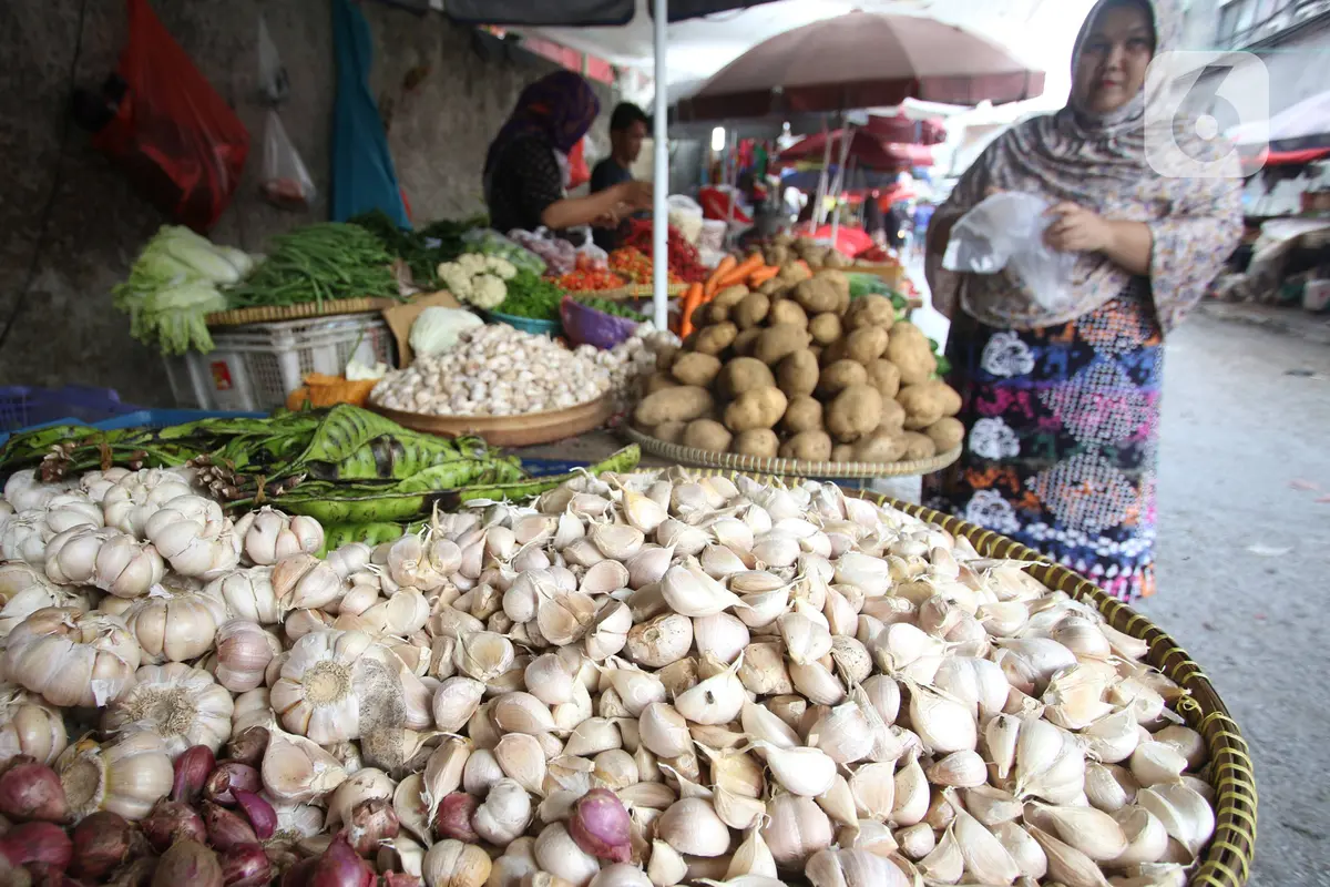 Harga Bawang Putih dan Cabai Melejit