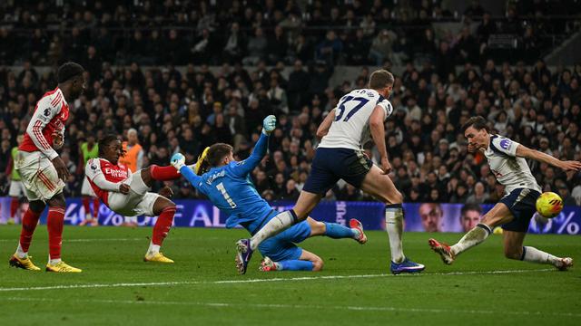 Foto: Hajar Tottenham Hotspur, Arsenal Jaga Jarak di Puncak Klasemen Liga Inggris 2025/2026