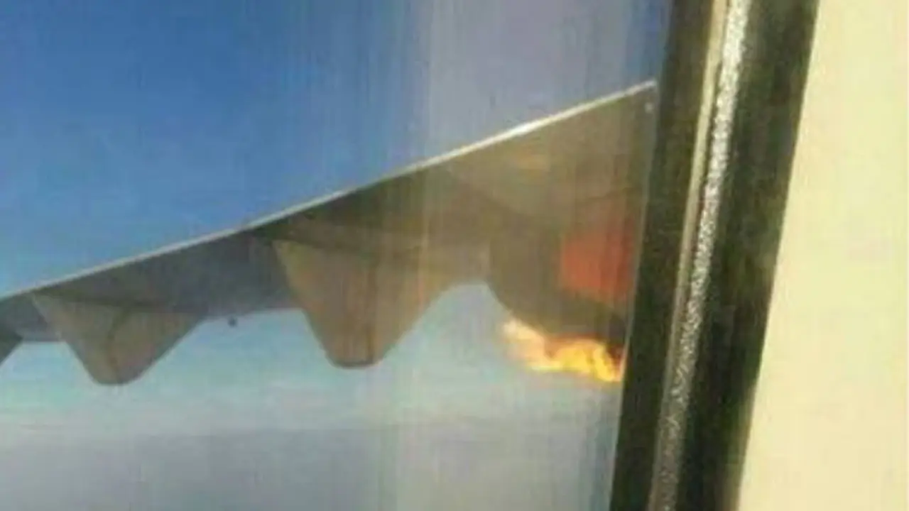 Pesawat Malindo Air terbakar