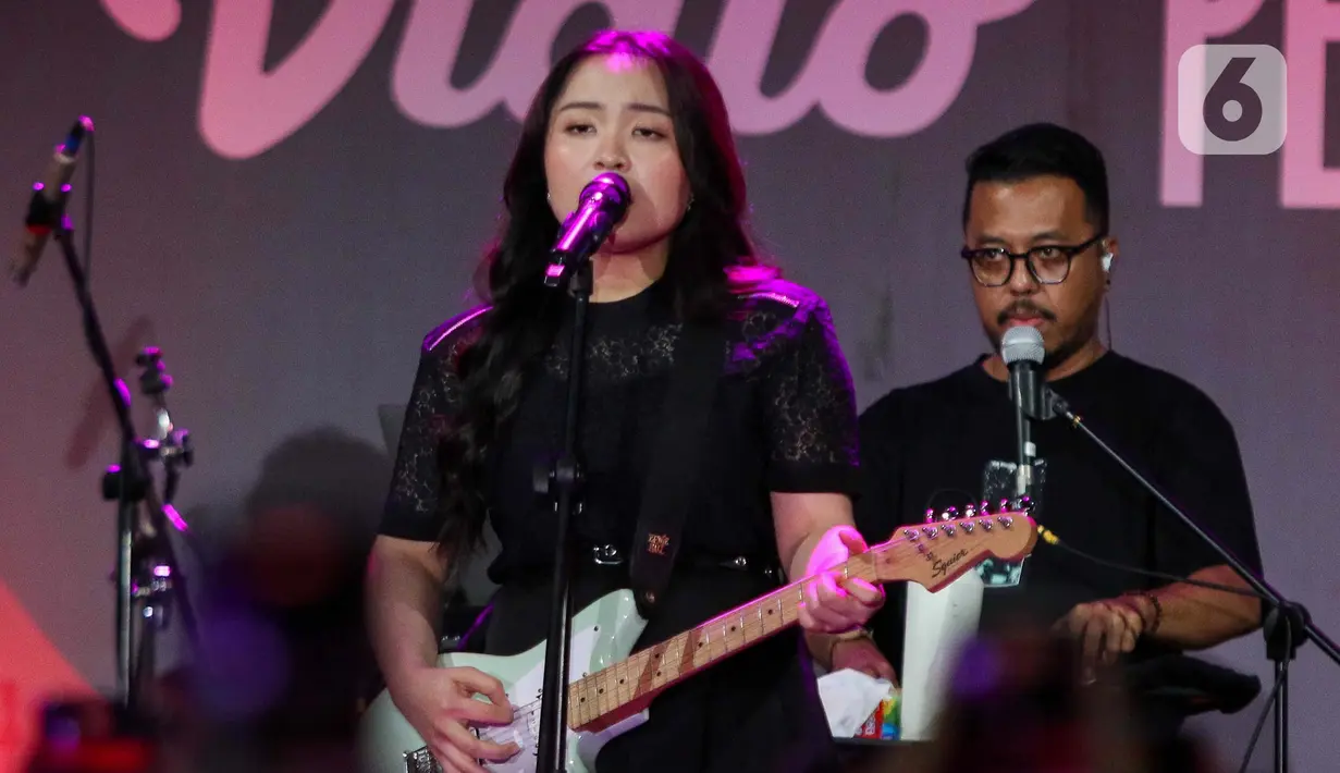 Tahun ini vidio mengangkat tema Vidio Penasaran 2025 dengan slogan "Awalnya Penasaran, Akhirnya Keterusan." (Liputan6.com/Herman Zakharia)